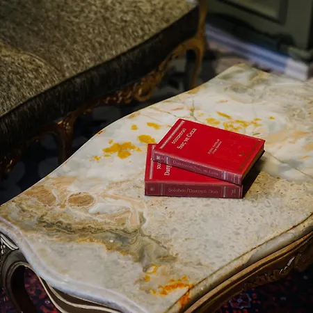 Leila Mansion Hotel *