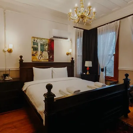 Leila Mansion Hotel