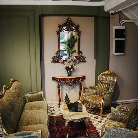 Leila Mansion فندق تِكيِرداغ