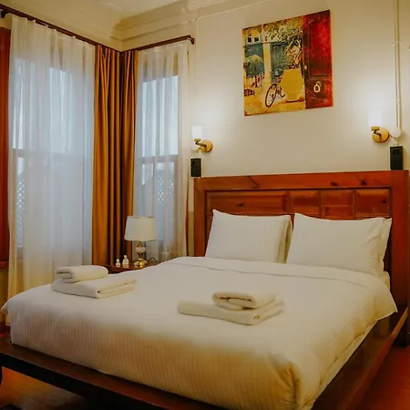 Leila Mansion تِكيِرداغ